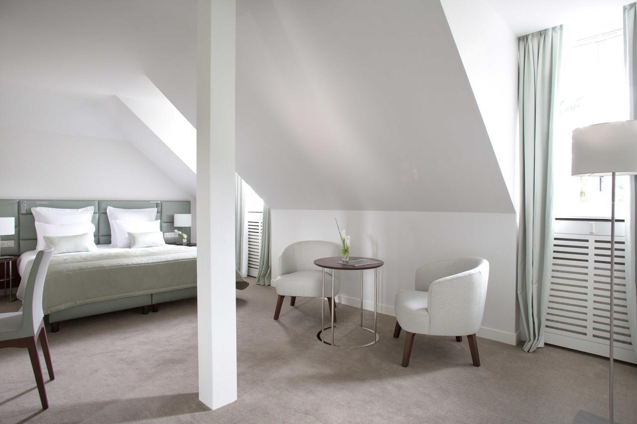 Chateau Hochberg, Hotel & Restaurant Wingen-sur-Moder ภายนอก รูปภาพ