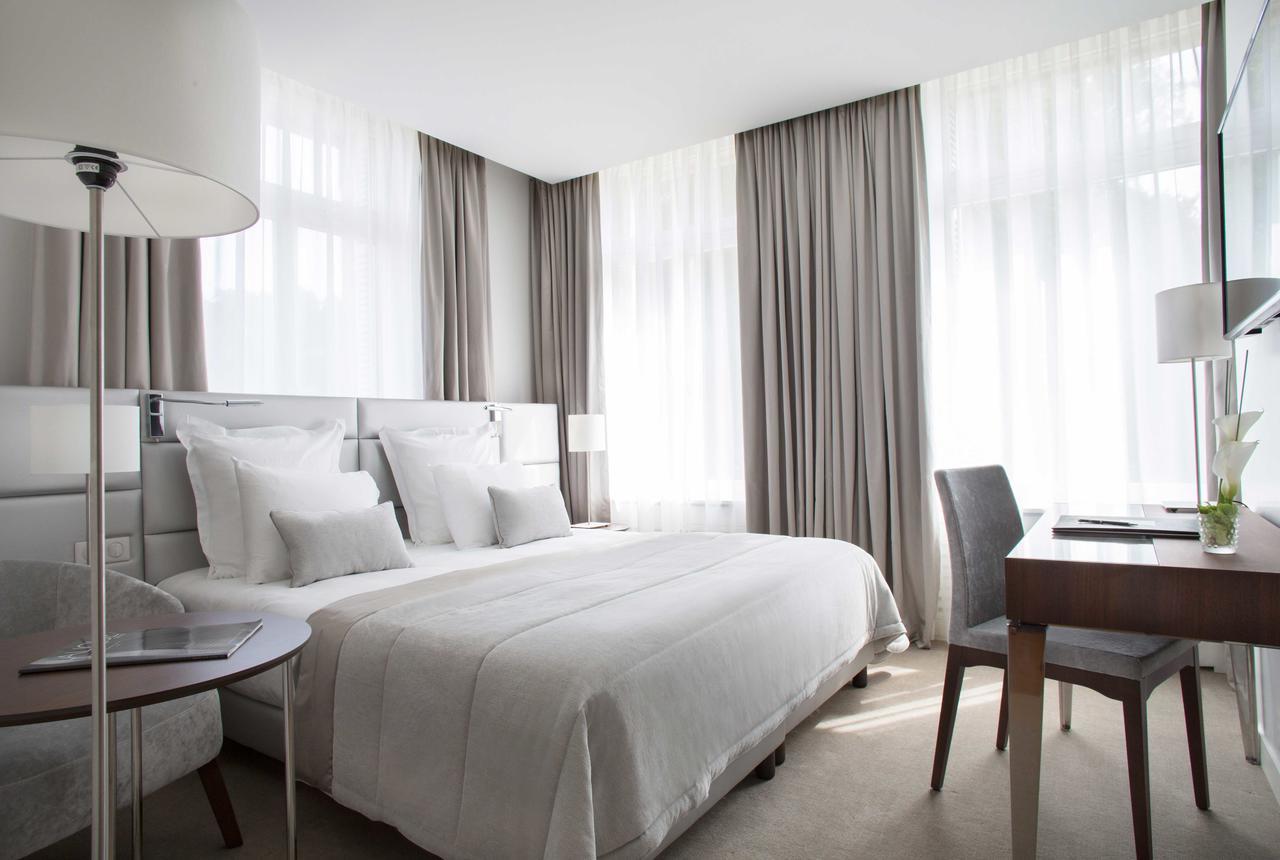 Chateau Hochberg, Hotel & Restaurant Wingen-sur-Moder ภายนอก รูปภาพ