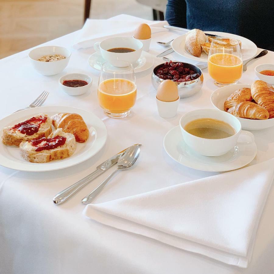 Chateau Hochberg, Hotel & Restaurant Wingen-sur-Moder ภายนอก รูปภาพ